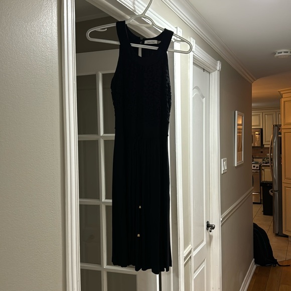 Calvin Klein - Picture 1 of 5